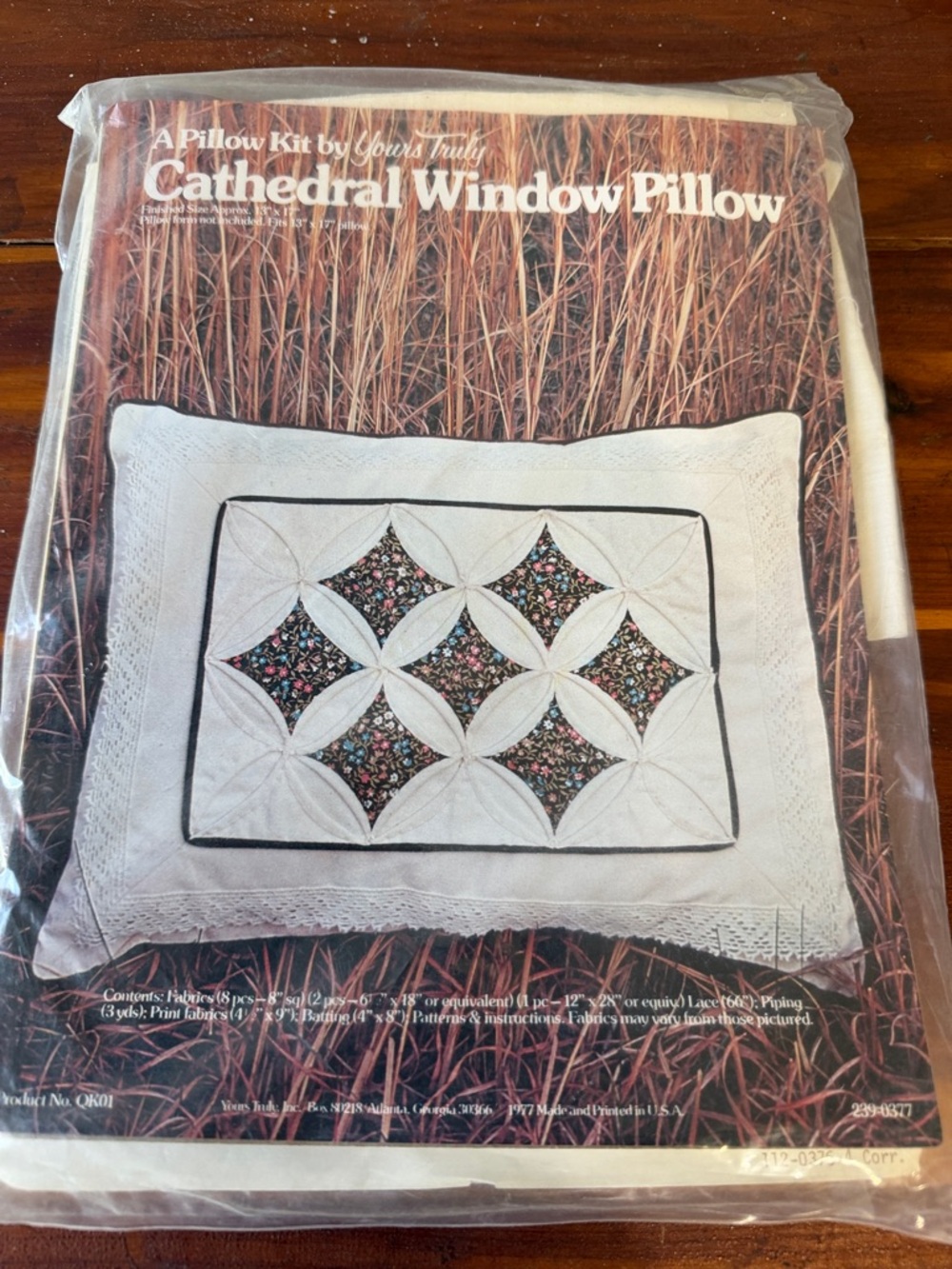 Vintage Cathedral Window Pillow Pattern Kit Yours Truly NEW Deadstock